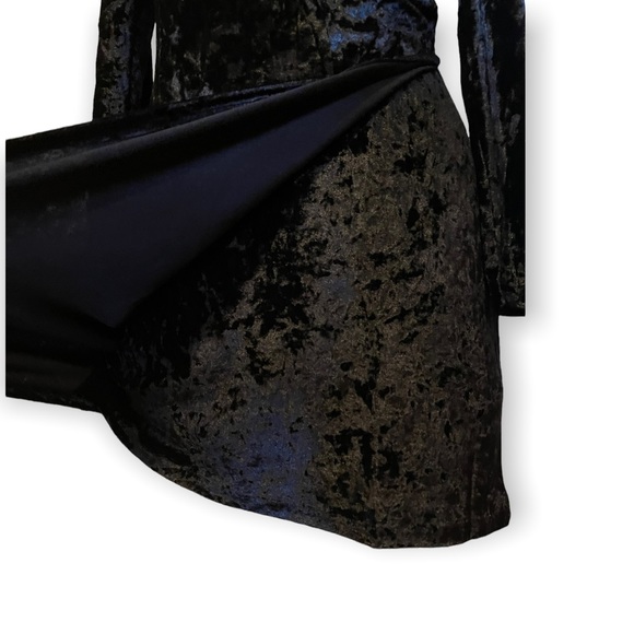 NWOT RUNAWAY HEART dress - Picture 7 of 9